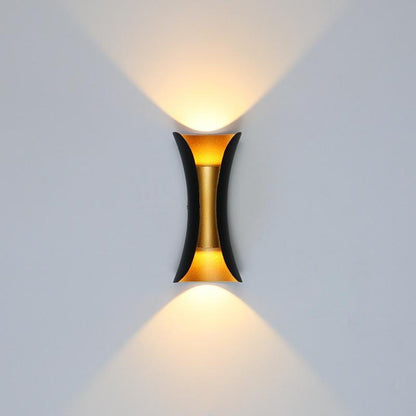 Curved Outdoor LED Wall Light — IP65 Waterproof Garden Lamp 1