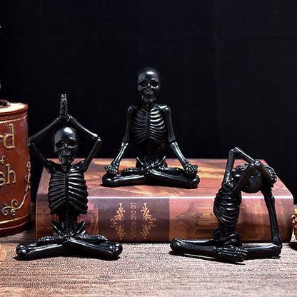 Halloween Resin Figurine — Vintage Black or White Ornament 3