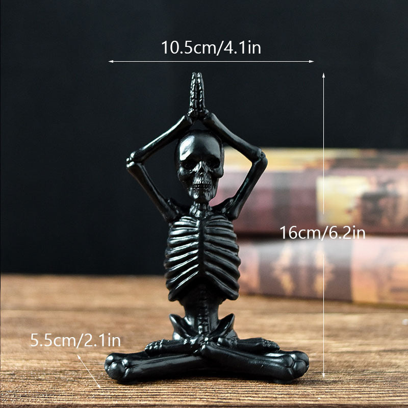 Halloween Resin Figurine — Vintage Black or White Ornament 7