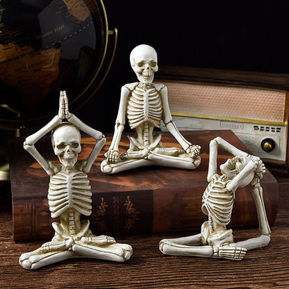 Halloween Resin Figurine — Vintage Black or White Ornament 1