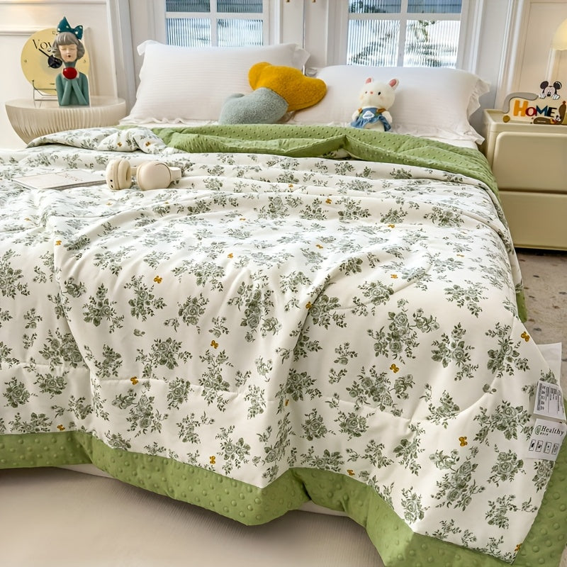 Lightweight Floral Summer Quilt — Breathable Thin Bedding 2