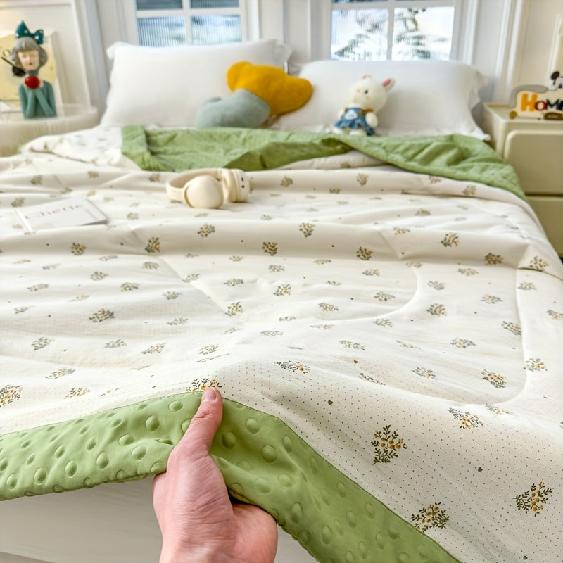 Lightweight Floral Summer Quilt — Breathable Thin Bedding 8