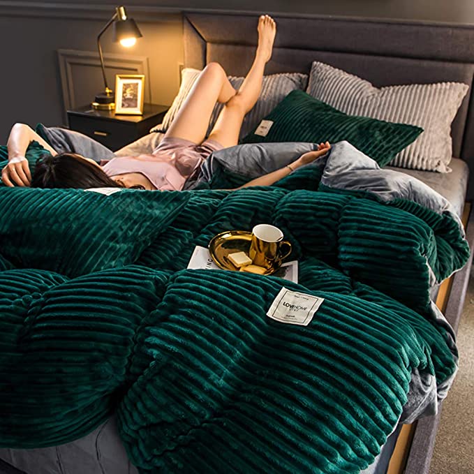Luxury Winter Duvet — Ultra-Soft Fleece Microfiber Blanket 3