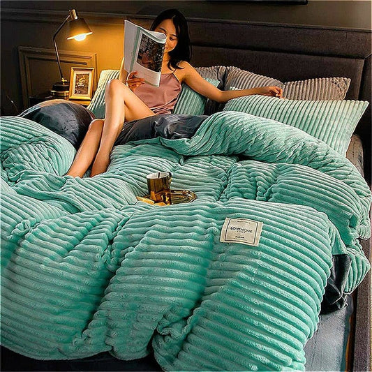 Luxury Winter Duvet — Ultra-Soft Fleece Microfiber Blanket 1