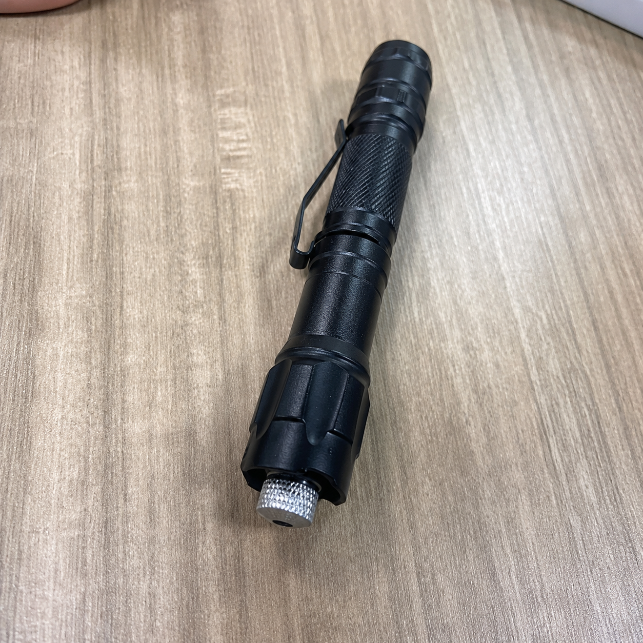 Rechargeable Green Beam Laser Pointer — Long Range Presentation 5