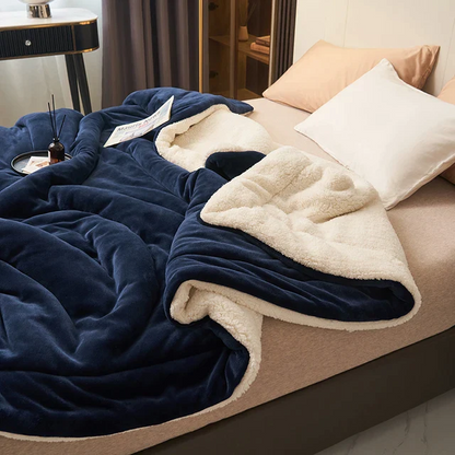 SoftHug Luxury Flannel Fleece Blanket — Ultra Soft & Warm 3