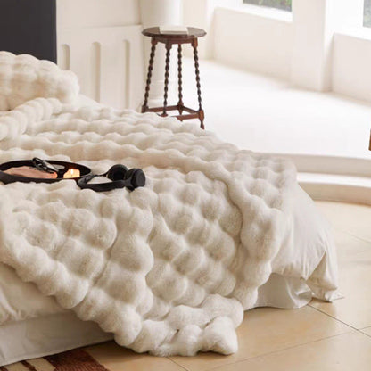 Ultra-Soft Luxury Throw Blanket — Elegant Warmth for Bed & Sofa 10