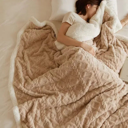 WarmWool Double-Sided Fleece Blanket — Ultra-Soft Winter Throw 4
