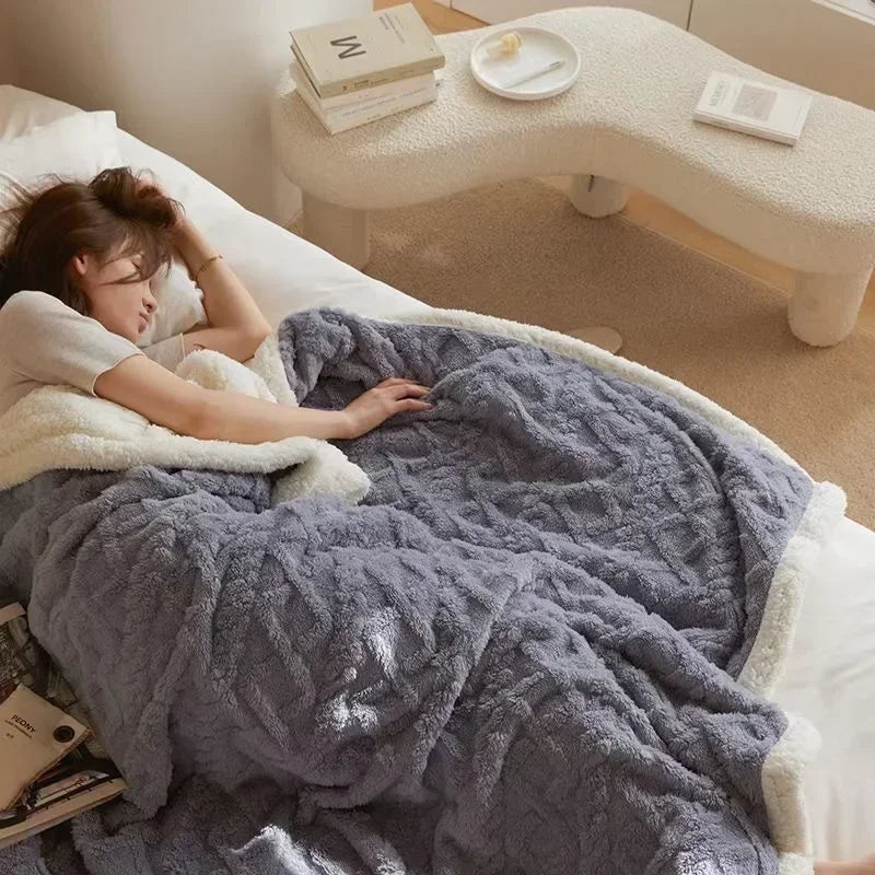 WarmWool Double-Sided Fleece Blanket — Ultra-Soft Winter Throw 5