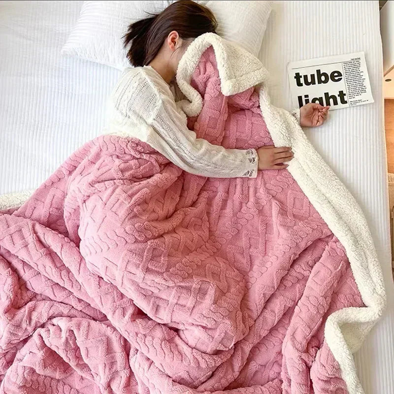 WarmWool Double-Sided Fleece Blanket — Ultra-Soft Winter Throw 8