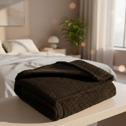 Waterproof Fleece Blanket — Soft TPU Protected Cozy Cover 1