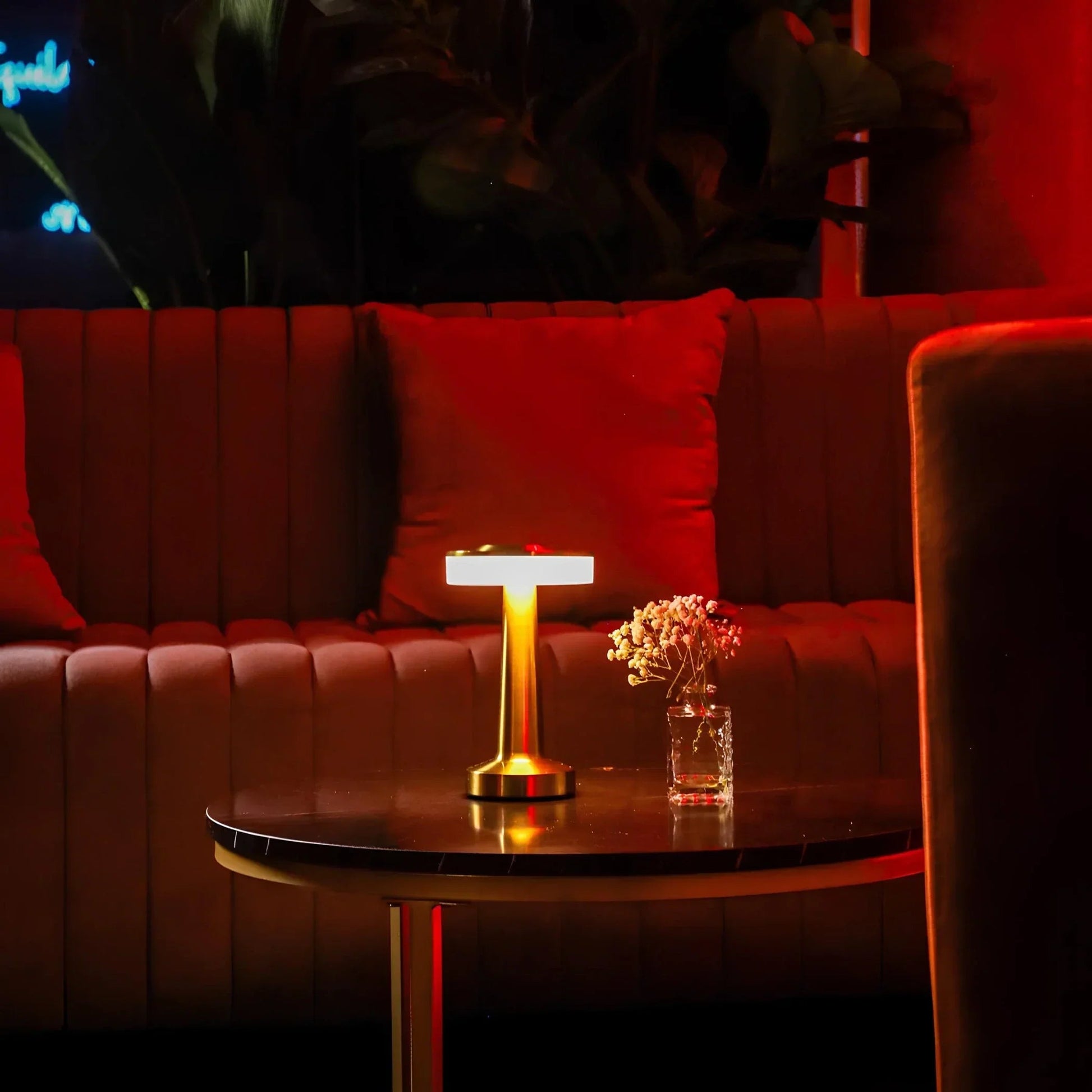Wireless Retro Table Lamp — Dimmable USB-C Rechargeable Light 5